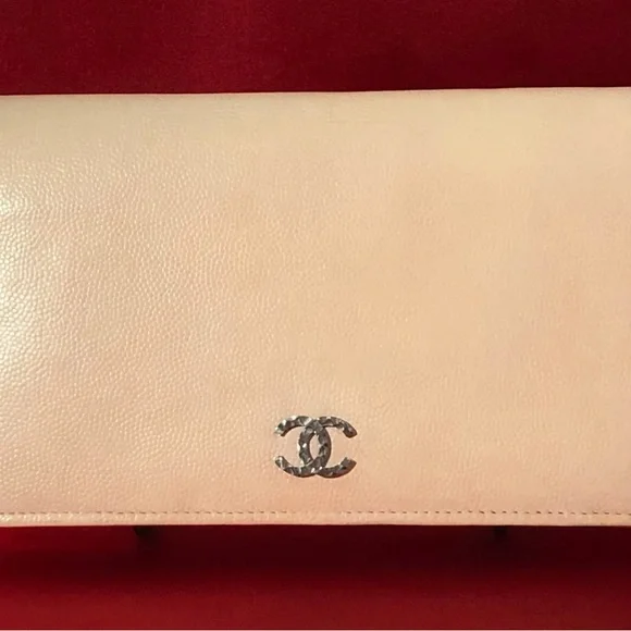 CHANEL Leather Long Wallet CC Logo Beige - Picture 2 of 13